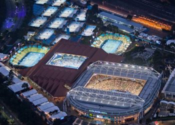 Heat and Drama Keeps Australian Open In The Headlines 