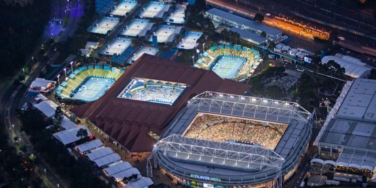 Heat and Drama Keeps Australian Open In The Headlines 